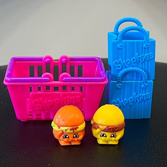 Shopkins Season 1 Cheezy Bs - Picture 1 of 1